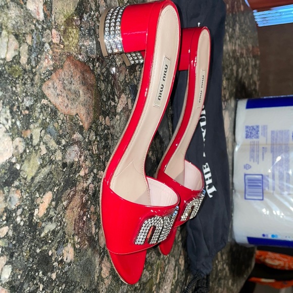 Gorgeous Miu Miu mules - Picture 2 of 5